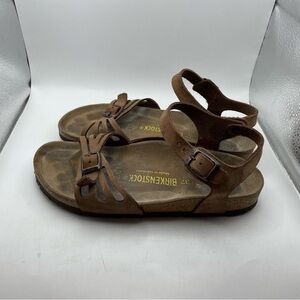 Birkenstock women’s brown leather sandals size 6